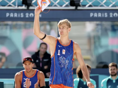 曾强奸12岁女孩的奥运选手首秀遭嘘